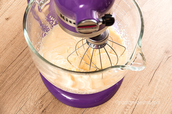 egg-yolks-whipped-Pastry-Maestra-chef-Tereza-Alabanda