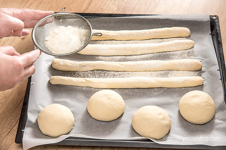 Dusting rolls with flour, Pastry Maestra