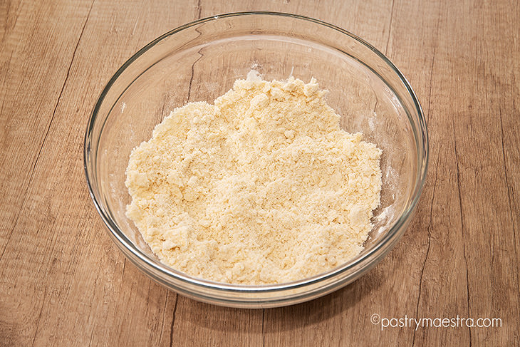 Shortcrust Pastry-crumbly mixture, Pastry Maestra