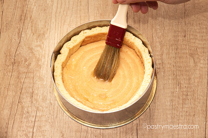 Charlotte, soaking the bottom, Pastry Maestra