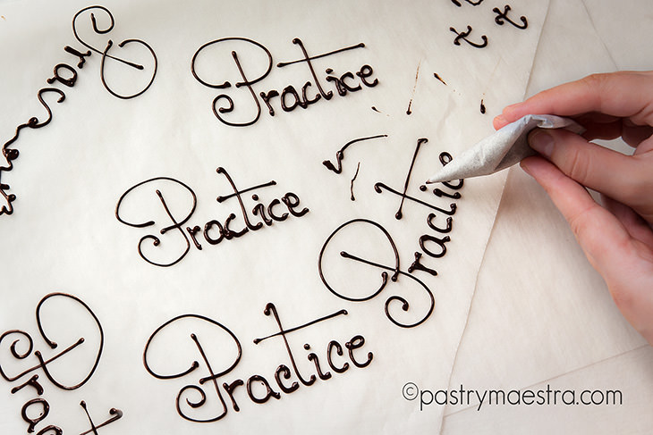 How to Pipe with Melted Chocolate, Pastry Maestra