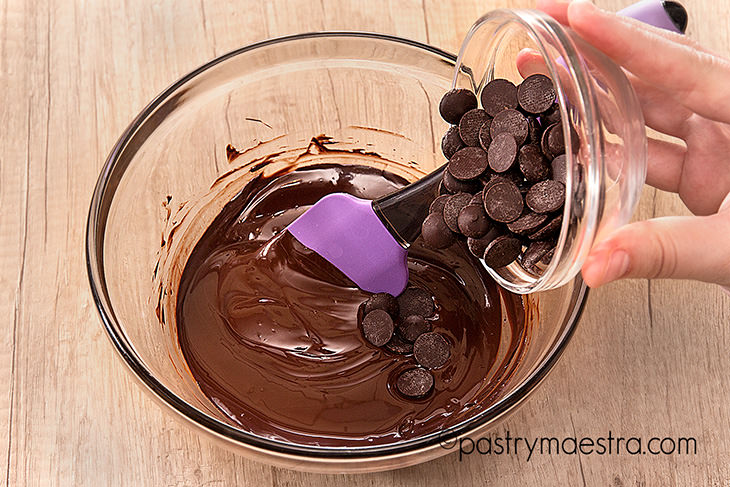 How to Temper Chocolate, Pastry Maestra