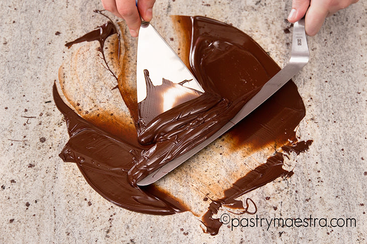 How to Temper Chocolate-Tabling, Pastry Maestra