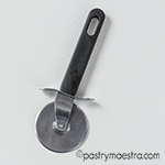 Pizza wheel Pastry Maestra