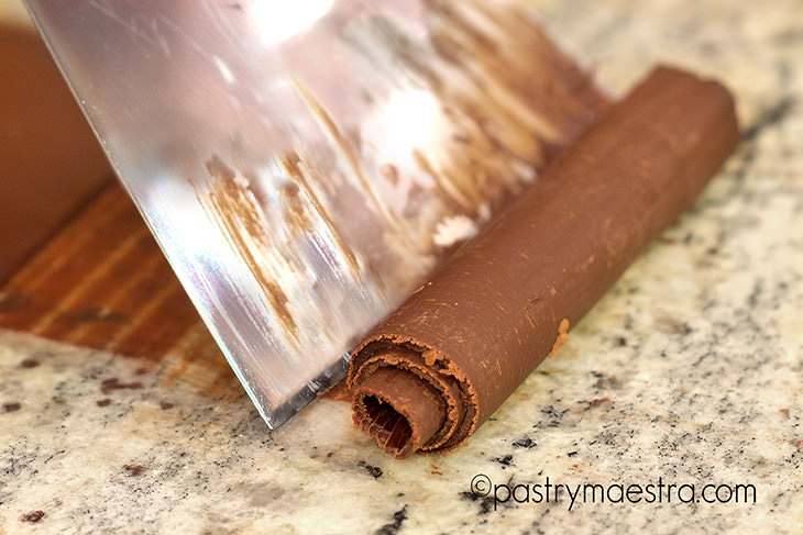 Tempered Chocolate Decorations, Pastry Maestra