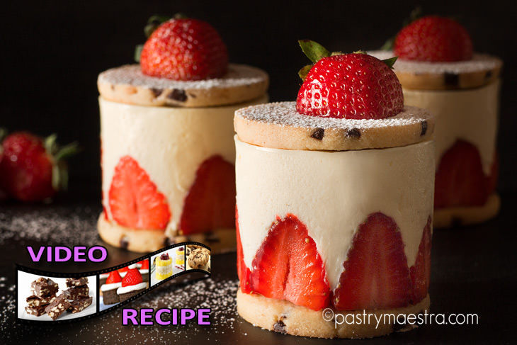 Chocolate Cookie and Strawberry Mini Cakes, Pastry Maestra