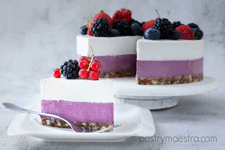 Mixed Berry and Coconut Raw Cake, Pastry Maestra
