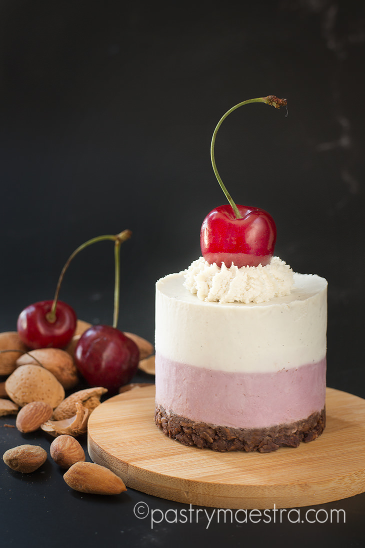 Raw Cherry and White Chocolate Mini Cakes, Pastry Maestra