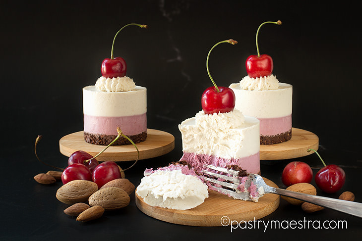 Raw Cherry and White Chocolate Mini Cakes, Pastry Maestra